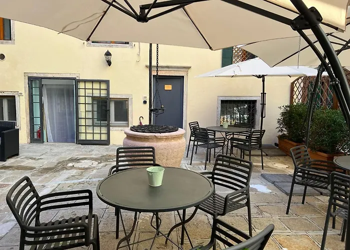 Corte del Doge di Rialto Venezia